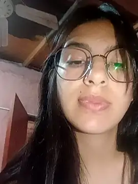 Camicam 04 online show from November 16, 6:37 am