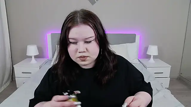 EvaNova  online show from November 25, 4:25 am