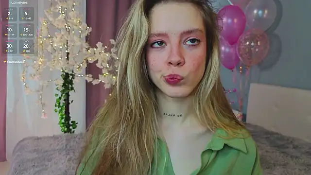 TiffinyMergist online show from March 4, 10:22 am