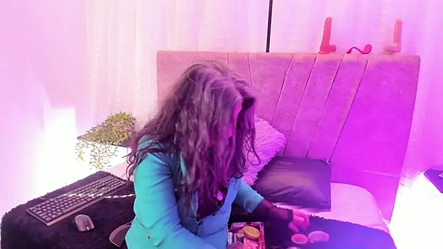 Victoriaa Anderson online show from May 1, 1:14 pm