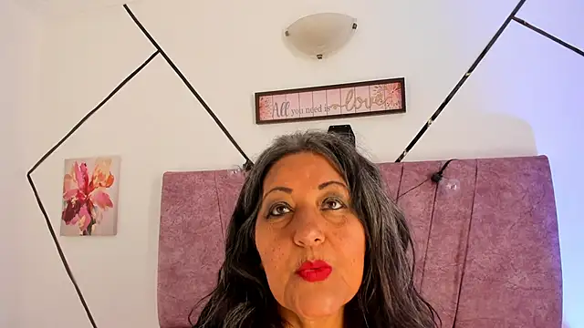 Victoriaa Anderson online show from February 11, 8:21 pm