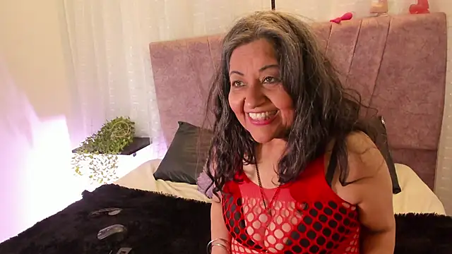 Victoriaa Anderson online show from April 30, 5:40 pm