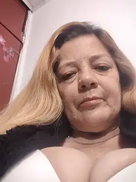 karlaanqui1 online show from June 14, 7:09 am