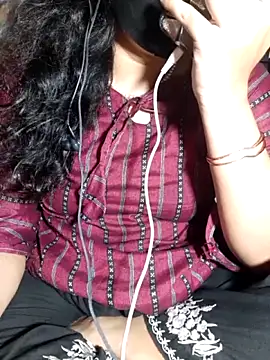 HotGirl23231 online show from May 8, 6:10 pm
