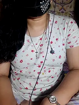 HotGirl23231 online show from May 17, 5:56 pm