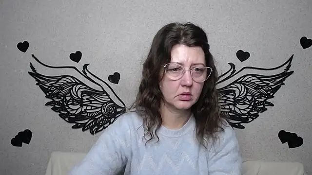 RoseHille online show from February 1, 6:01 am