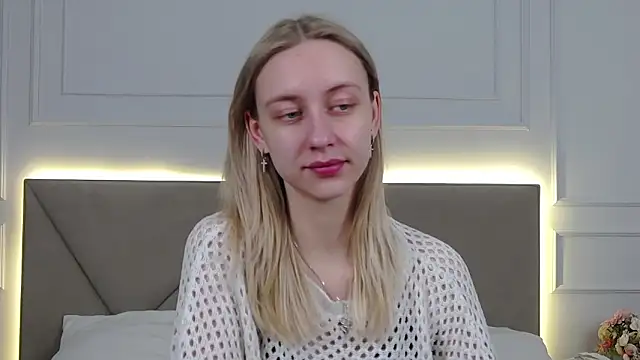 RachaelCute online show from February 25, 11:20 am