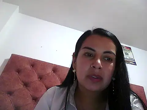 nicelover00444 online show from November 14, 1:49 am