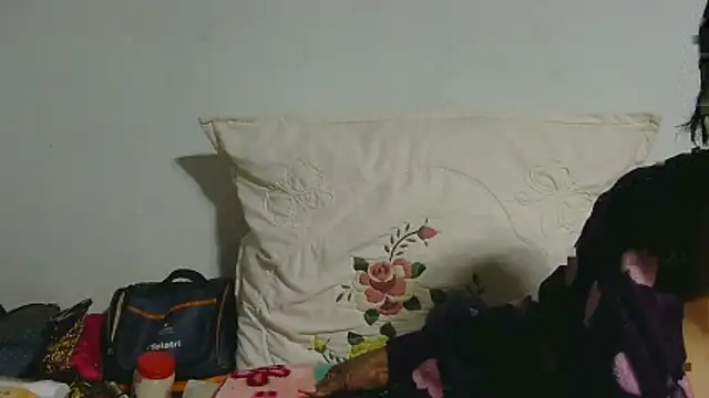 GucciladyXXXX online show from February 17, 5:12 pm