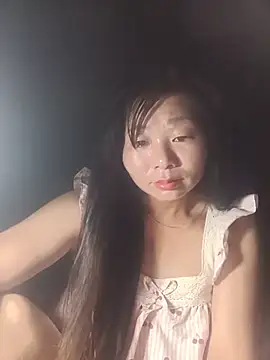 vangkt-cute online show from July 15, 8:35 pm