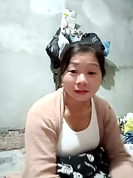 vangkt-cute online show from November 29, 8:46 pm