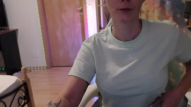 MissyDior8 online show from January 9, 3:27 pm