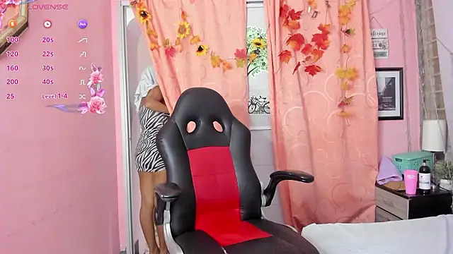 NaylaAbadi online show from January 10, 12:21 pm