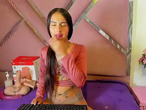 CloeMorenti  online show from November 20, 4:19 pm