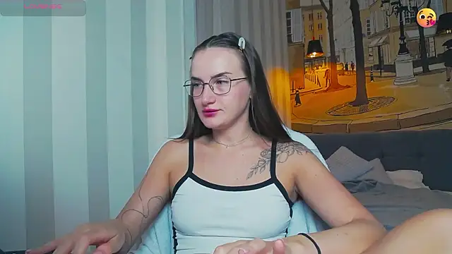 ALICE  ALICE69 online show from July 8, 8:33 pm