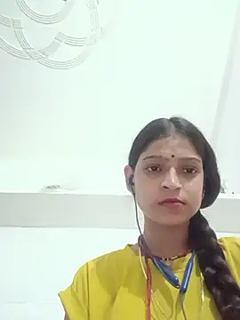 Mohnicute online show from July 8, 6:10 pm