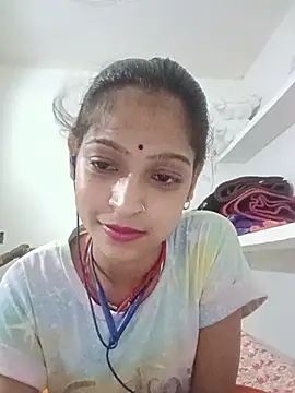 Mohnicute online show from July 2, 6:47 pm