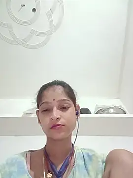 Mohnicute online show from July 12, 6:53 pm