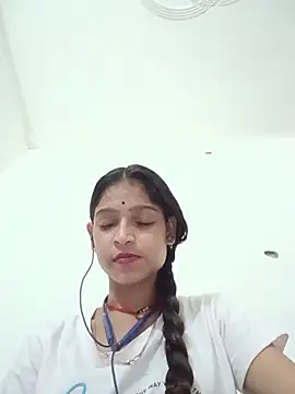 Mohnicute online show from July 20, 6:52 pm