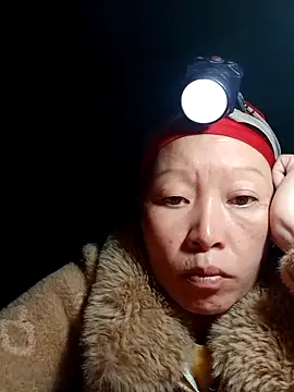 girl-hot2x online show from February 14, 12:18 pm