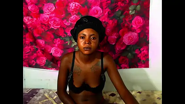 Sweeteboneycherry online show from March 16, 12:20 pm