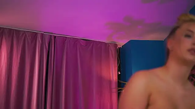 ElyssawetXX online show from June 28, 7:09 pm