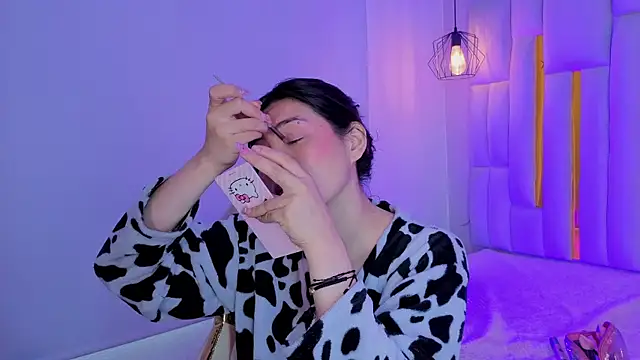 Brandy collinss online show from February 7, 12:31 pm