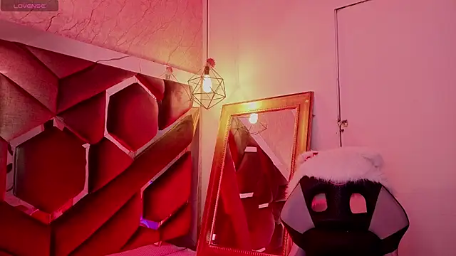 Brandy collinss online show from February 25, 11:53 am