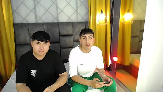 Alex Beamont online show from November 13, 7:57 pm