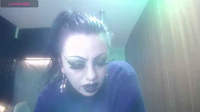 Belladonna trix online show from August 1, 8:00 pm