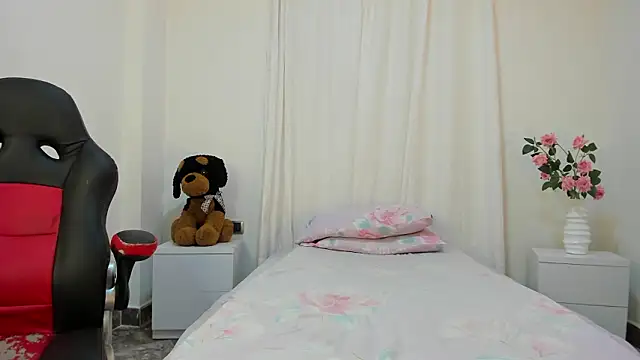 ana maria    online show from February 7, 12:25 am