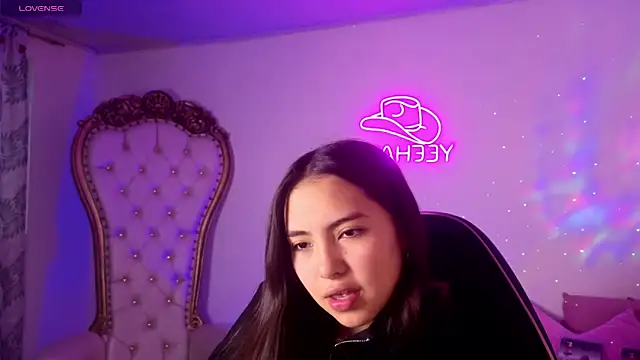 ISABELA TAY online show from July 8, 12:07 pm