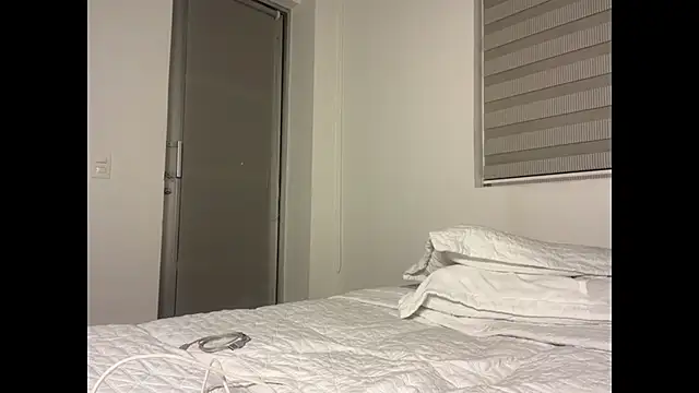 alejandraalvarezxo online show from March 20, 5:01 am