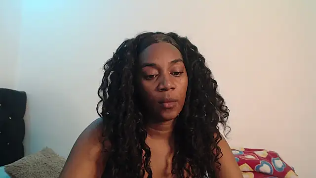 AishaOwens online show from June 24, 10:31 pm