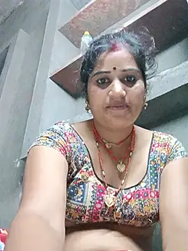 Hot kamla online show from August 4, 3:40 pm