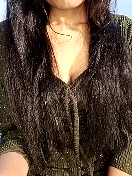 Angelic Princess online show from March 6, 6:30 am