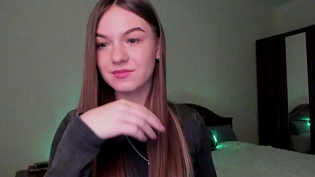 luna lust 212 online show from February 7, 4:38 am