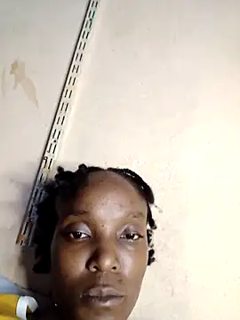 Beverlygurlx6 online show from March 3, 1:39 pm