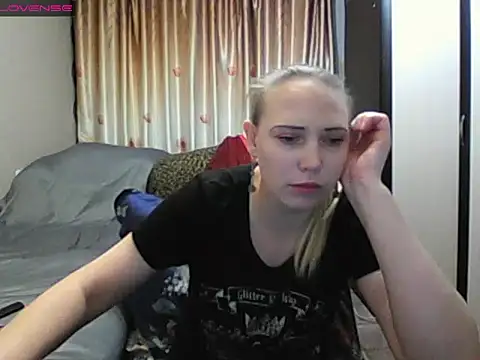 JenniDeep online show from February 8, 3:38 pm