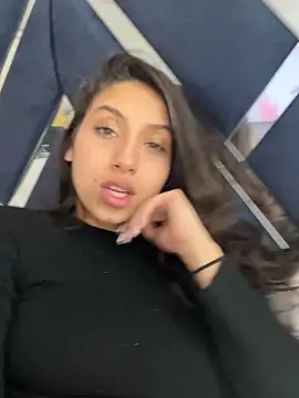 Paulett Smith online show from March 13, 12:02 am