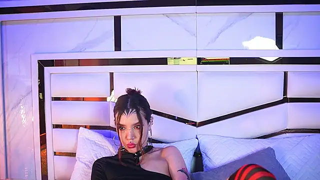 nix wolf online show from February 10, 8:39 am