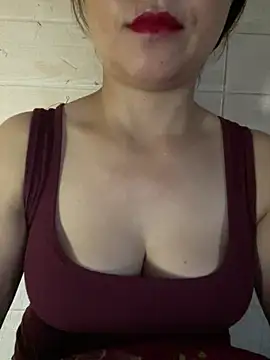 Diana-sexyy online show from August 2, 5:43 am