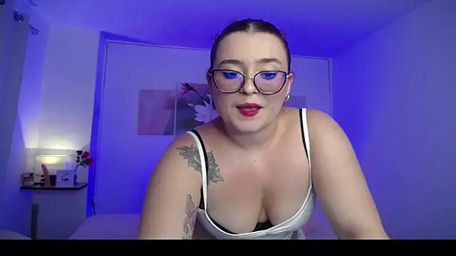 selene rouse  online show from January 16, 11:12 pm