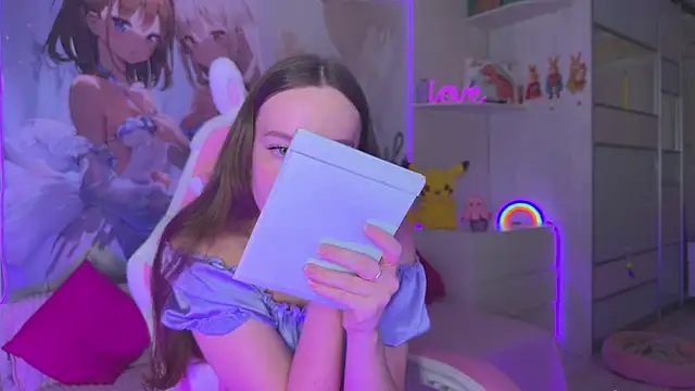 CheekySashaCharm online show from July 24, 12:47 pm