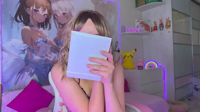 CheekySashaCharm online show from July 7, 12:52 pm