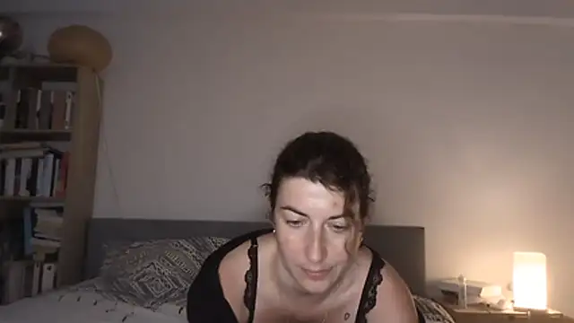 Jo LieLive online show from June 28, 6:58 pm