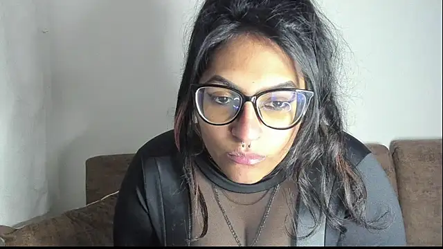 CattleyaSahara online show from November 14, 1:38 am