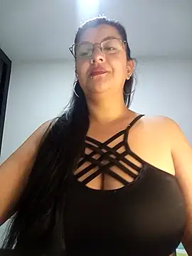 CelesteAlvarez1989 online show from July 7, 5:54 am