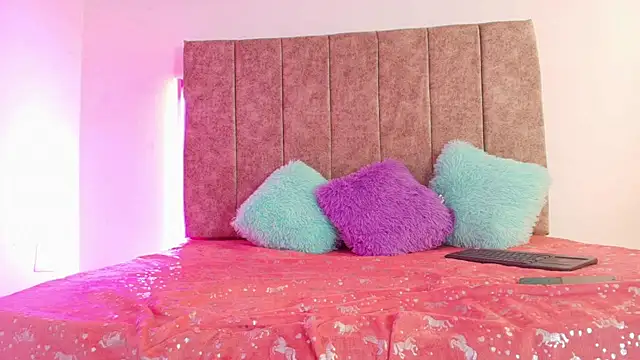 Innocent Dirty online show from November 14, 1:44 pm