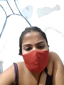 Red Love 1 online show from May 17, 6:29 pm